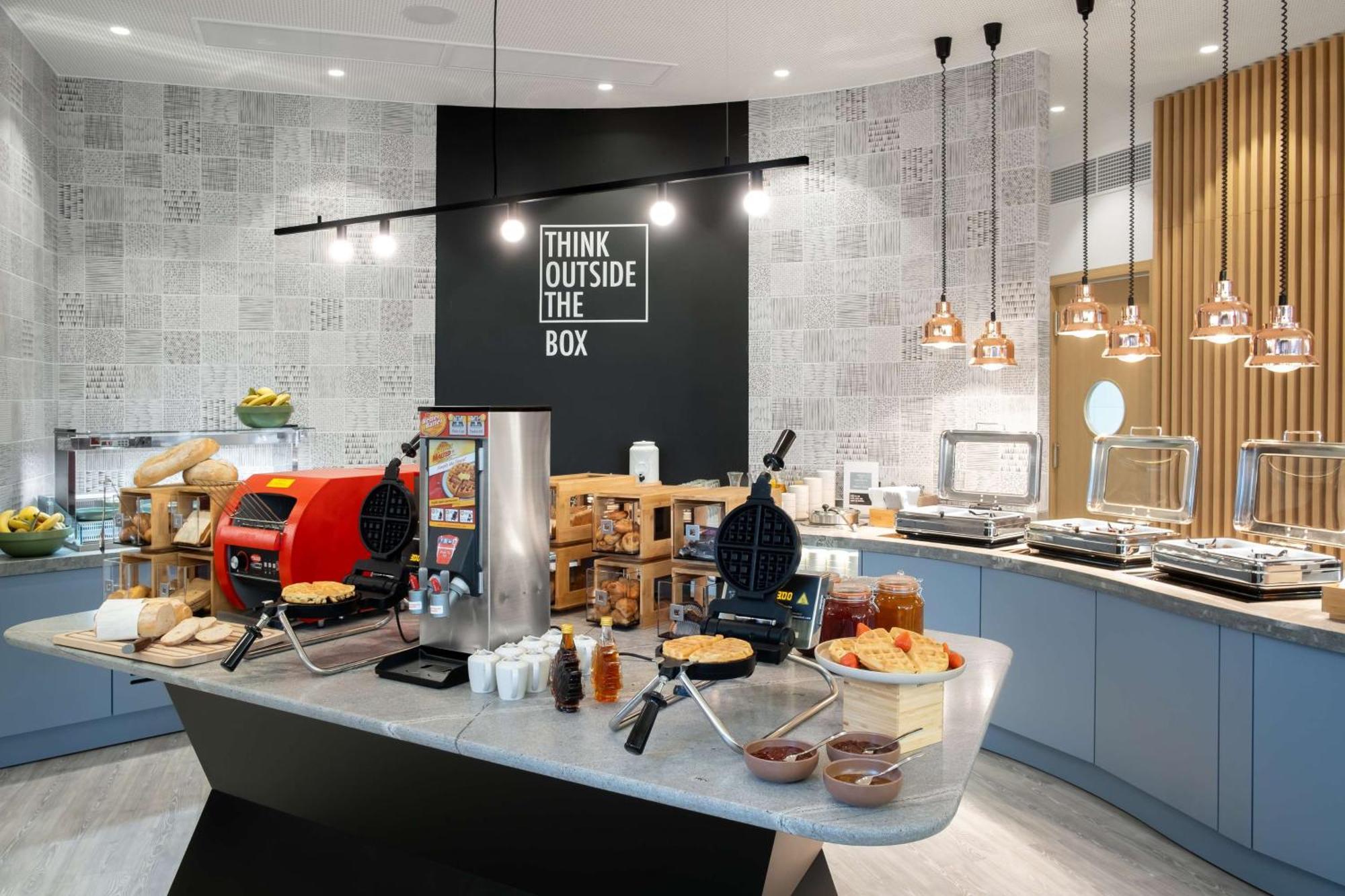 Hampton By Hilton Tallin